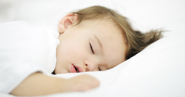 Glückskind-kein-schwitzen-krank-gesund-schnell-trocknend-klimatisierend-atmungsaktiv-100%-bio-mütze-sonnenhut-merino-wolle-seide-uv50-uv-schutz-sommer-baby-jungen-maedchen-1 jahr-2 jahre-3 jahre-4 jahre-testsieger-öko-nachhaltig